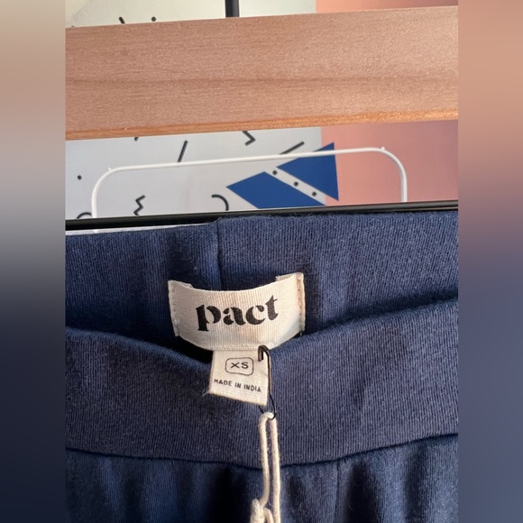 BRAND NEW PACT AIRPLANE TULIP HEM PANT - Picture 3 of 3